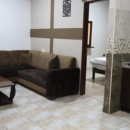 Al Fawanes Hotel Apartments Amman Extérieur photo